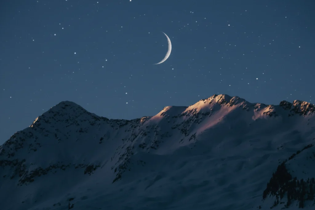 Low-Light and Night Photography: Phones That Perform Best After Dark